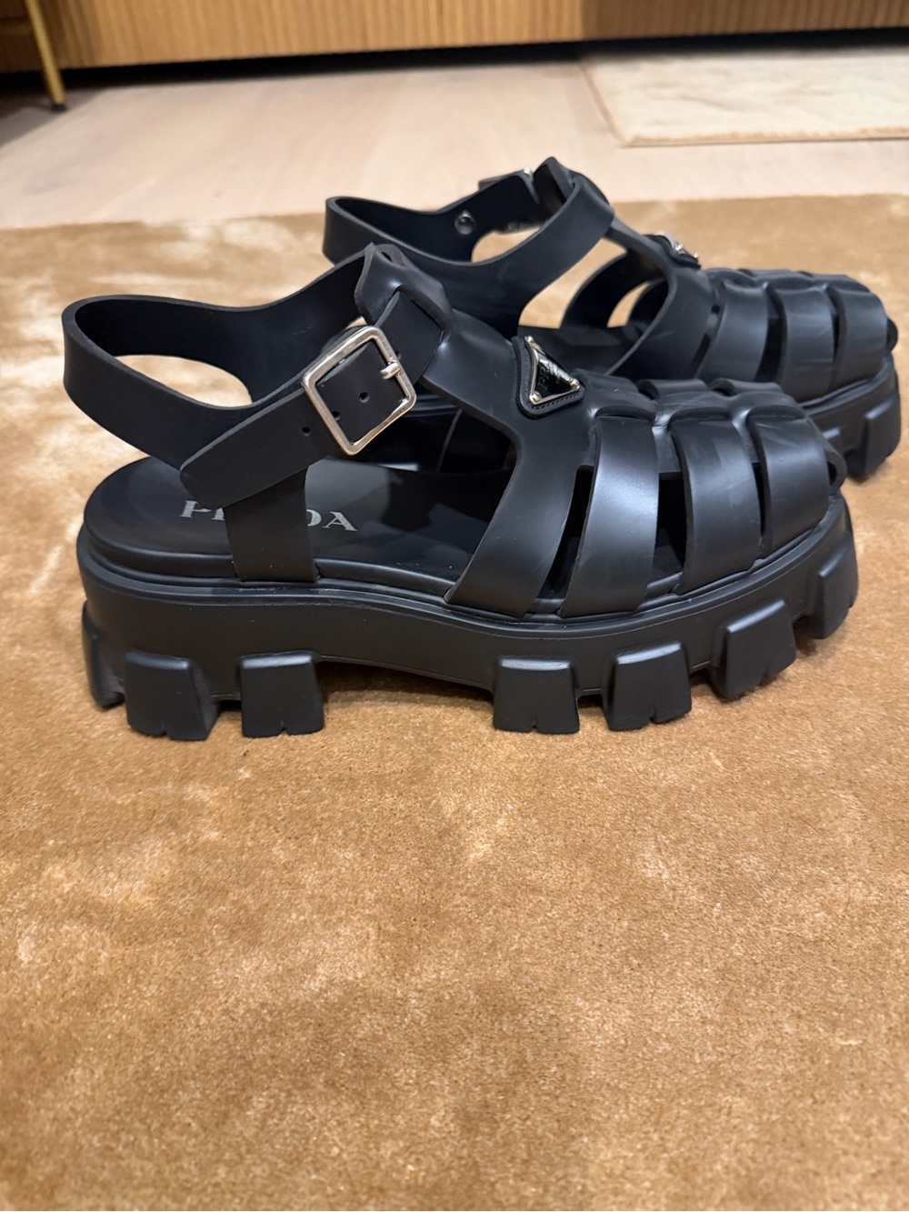 Prada sandals 40